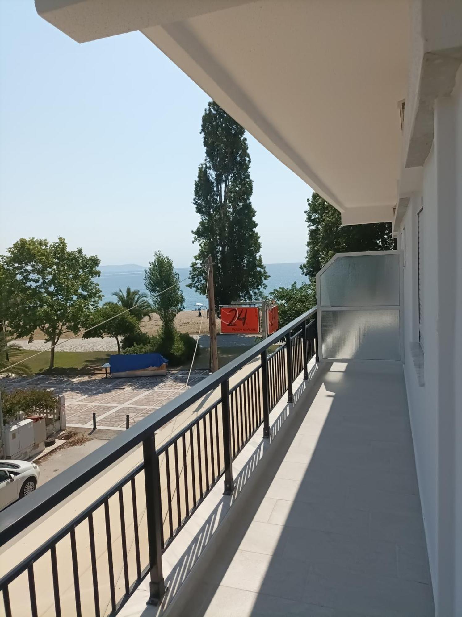 Kleanthis Blue Apartment Nea Vrasna Ngoại thất bức ảnh