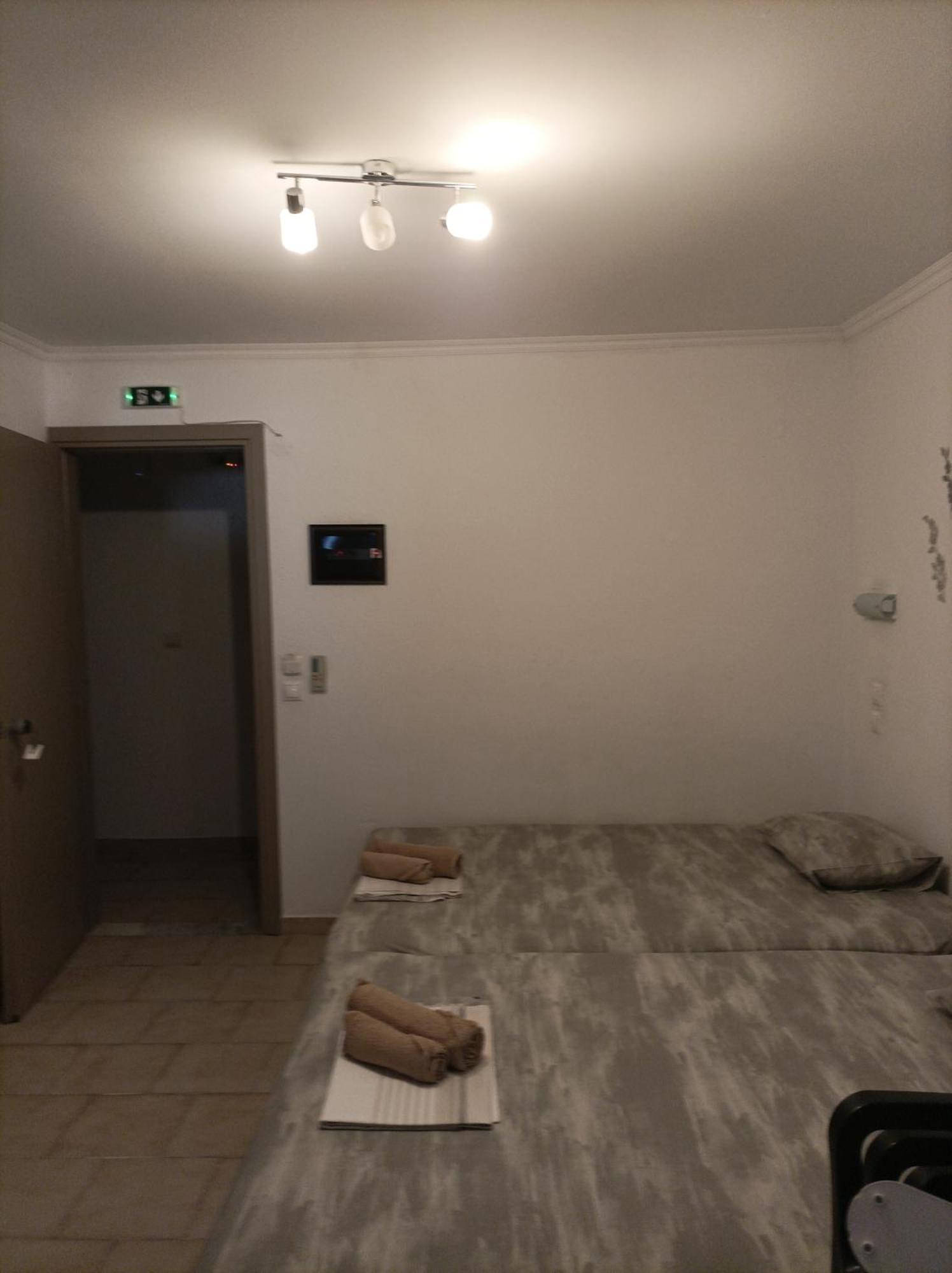Kleanthis Blue Apartment Nea Vrasna Ngoại thất bức ảnh