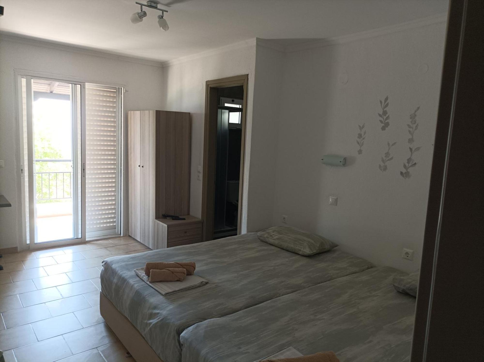 Kleanthis Blue Apartment Nea Vrasna Ngoại thất bức ảnh