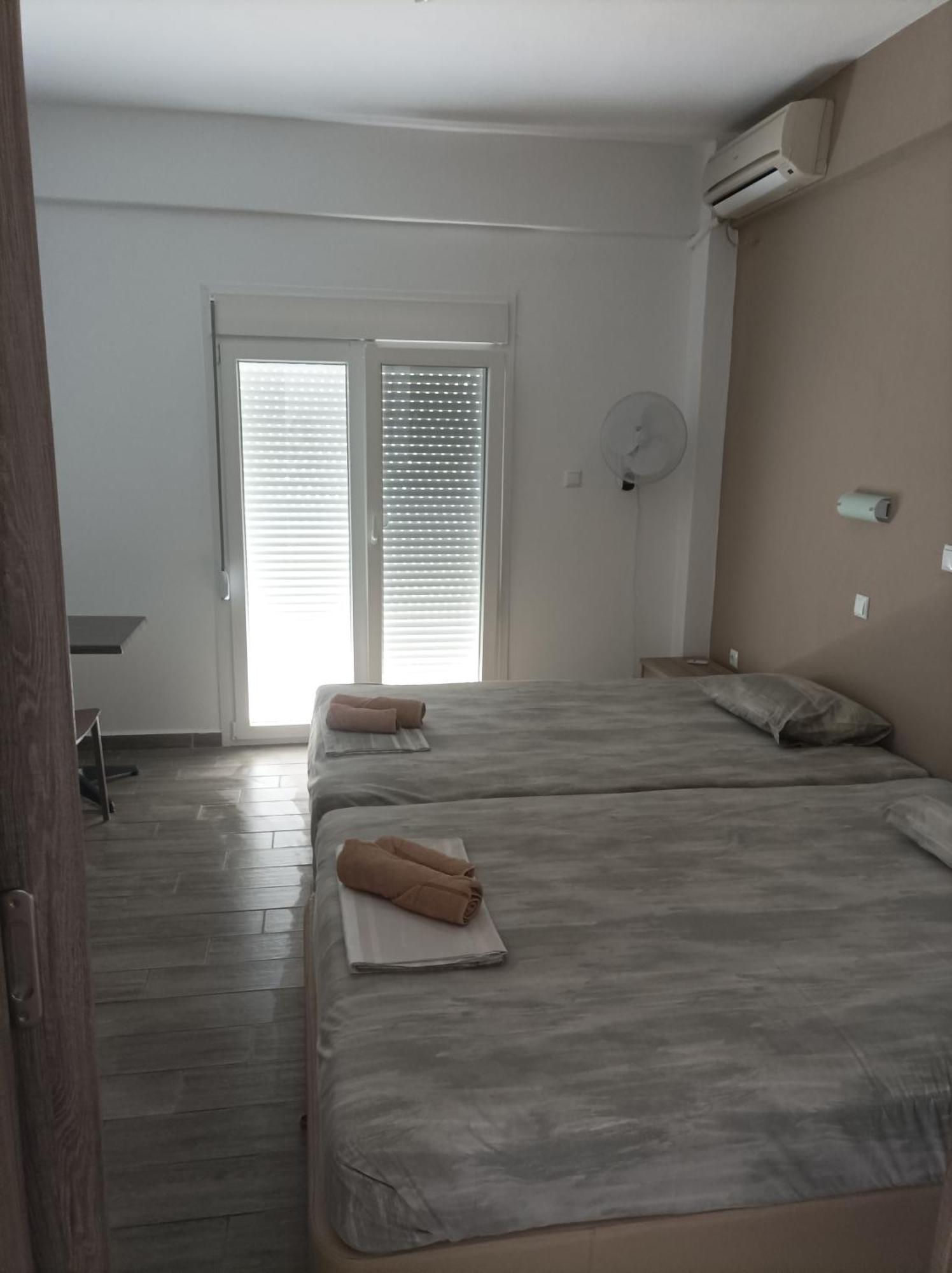 Kleanthis Blue Apartment Nea Vrasna Ngoại thất bức ảnh